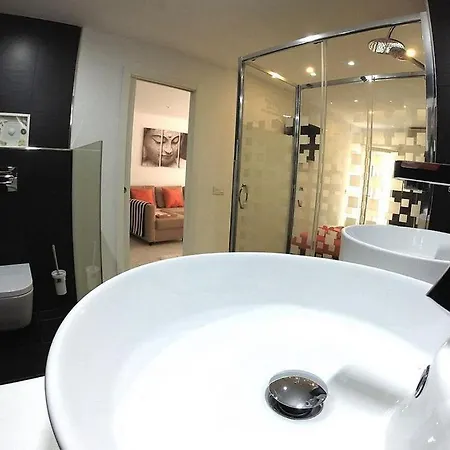Hibiscus Apartman *